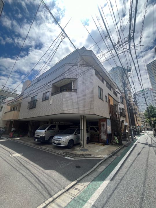 内藤ビルの外観