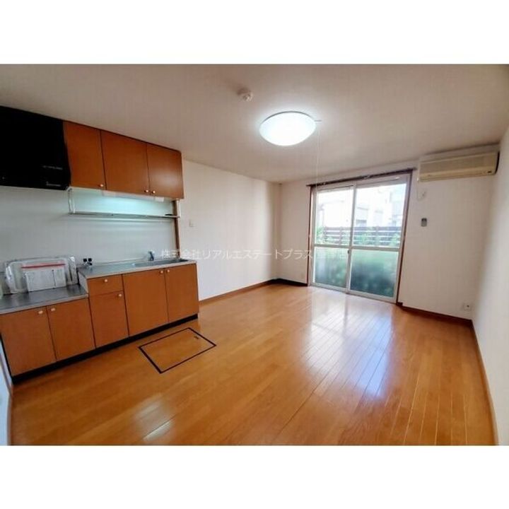 滋賀県草津市渋川2(一戸建)の賃貸物件の居間