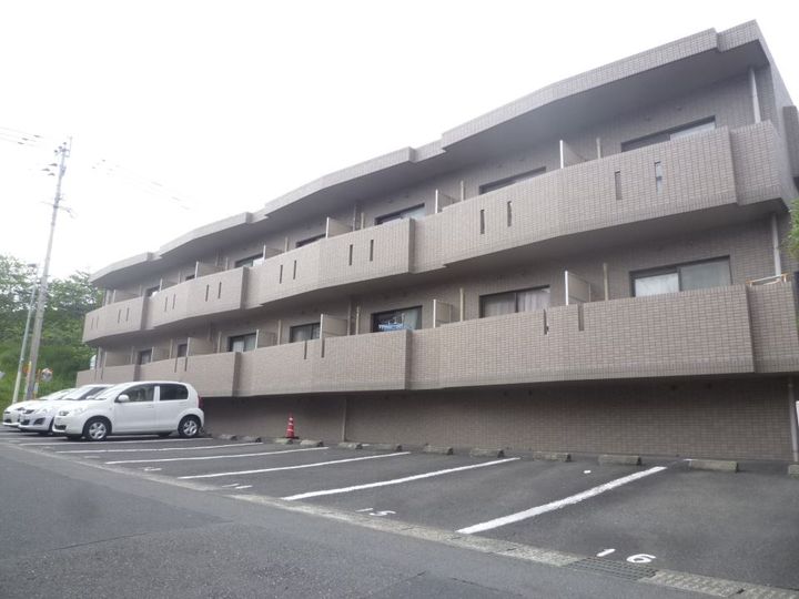 エターナルNの外観