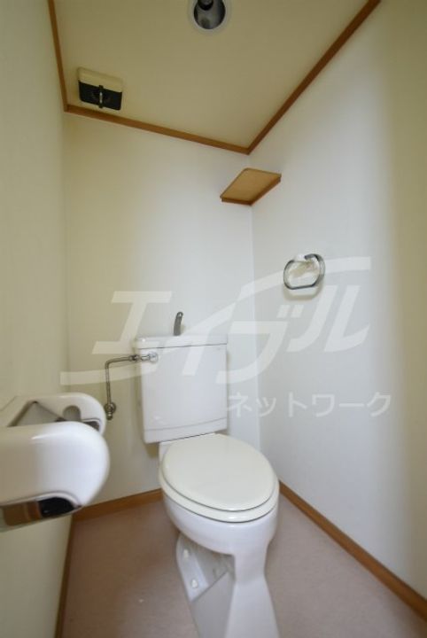 エヴリィワンの内装