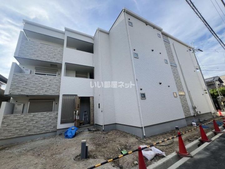 クリエオーレ豊島南の外観