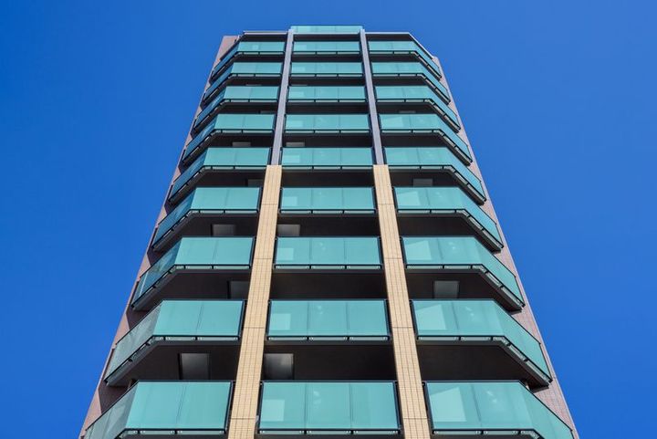 東京都港区新橋5(マンション)の賃貸物件の外観
