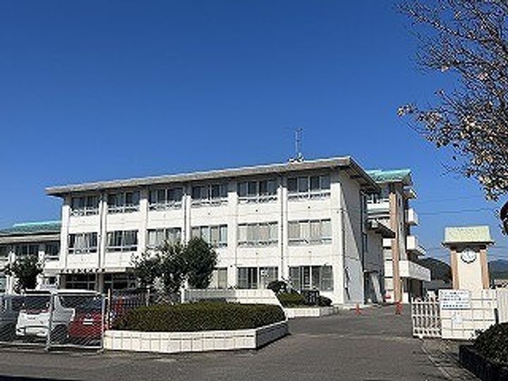 ツインアベニュー  B棟の周辺