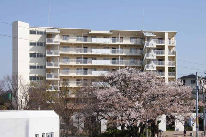 UR香里ヶ丘けやき東街の地図