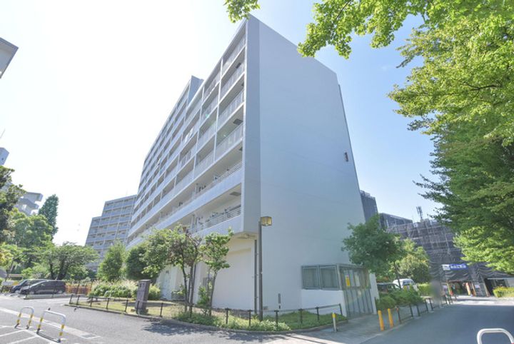 UR香里ヶ丘けやき東街の外観