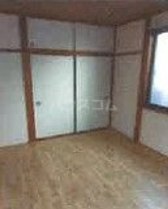 オバタハイツの居間