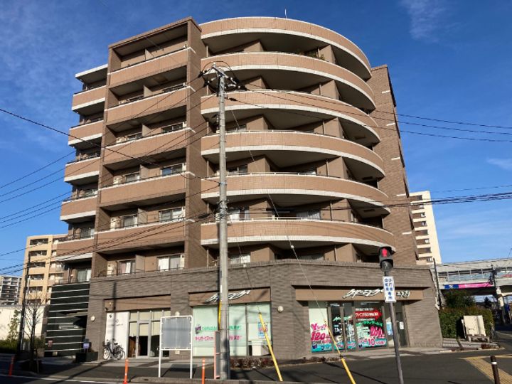 アークヒルズ英の外観