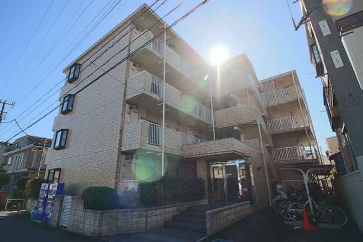 ファミール新井の地図