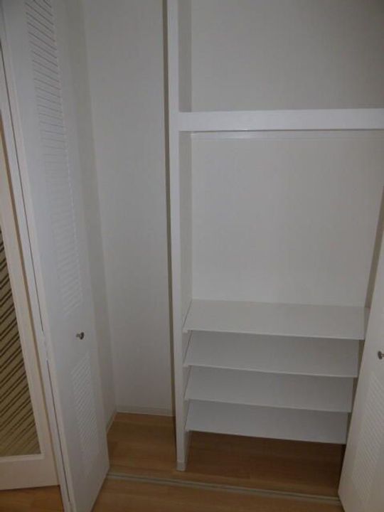 ファミール新井の内装