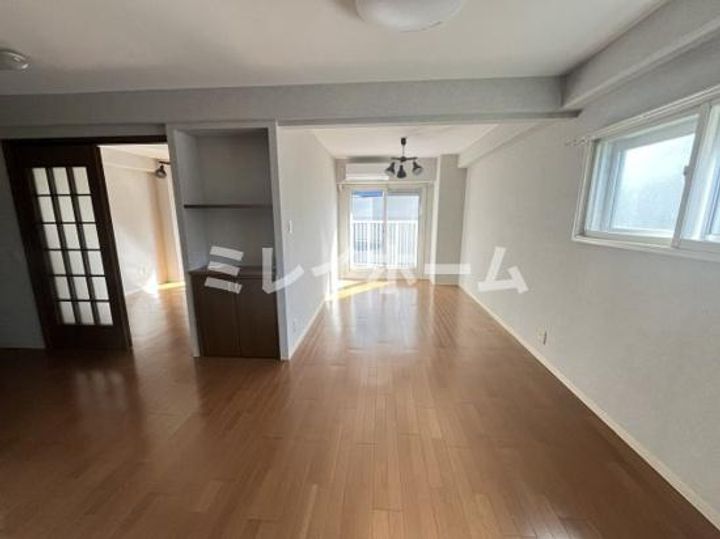 大森ハイツの居間