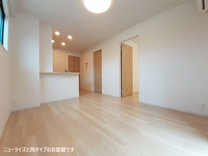 愛知県名古屋市守山区大字上志段味字寺山(アパート)の賃貸物件の居間