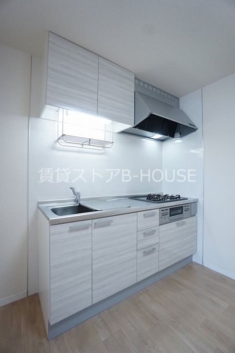 神奈川県伊勢原市岡崎(アパート)の賃貸物件のキッチン