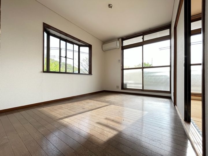 ウィンディいずみの居間