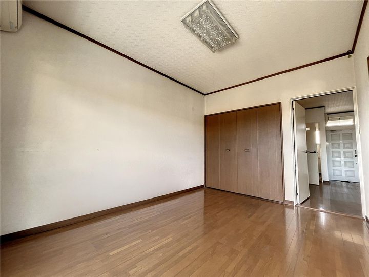 伊藤ハイツの居間