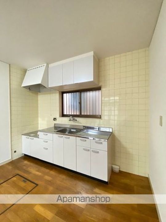 和歌山県和歌山市西小二里3(一戸建)の賃貸物件のキッチン