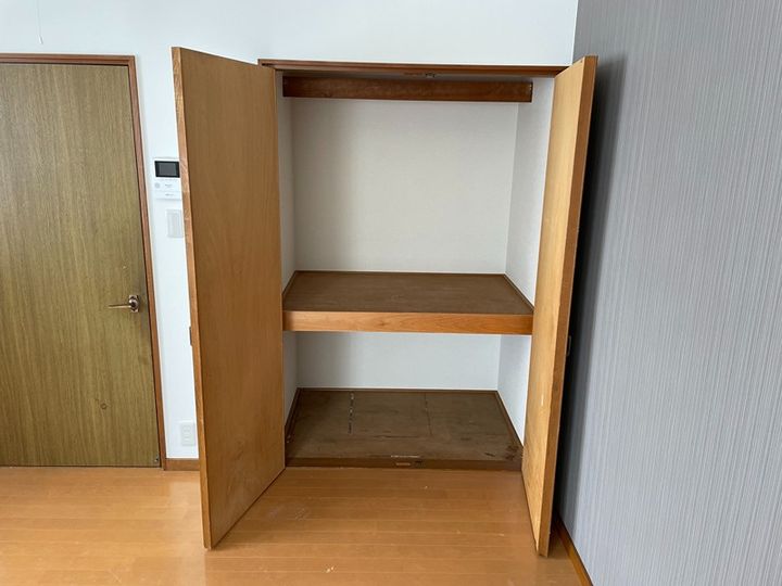 フレールナカノの内装