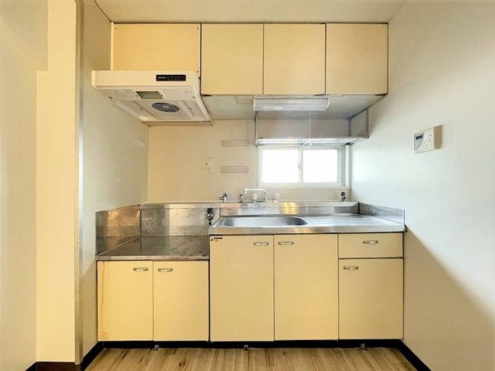 神奈川県中郡二宮町百合が丘3(マンション)の賃貸物件のキッチン