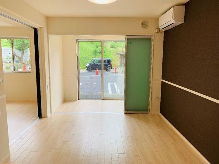 神奈川県中郡大磯町生沢(アパート)の賃貸物件の居間