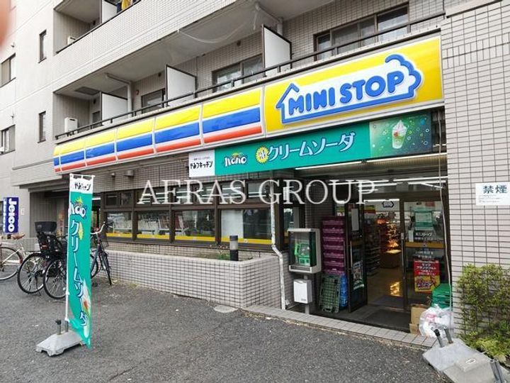 クアドール中野の周辺