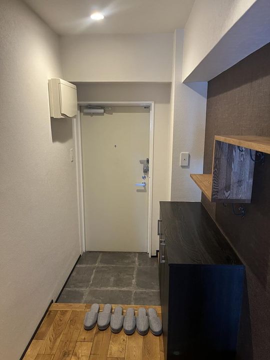 千駄ヶ谷フラワーマンションの玄関