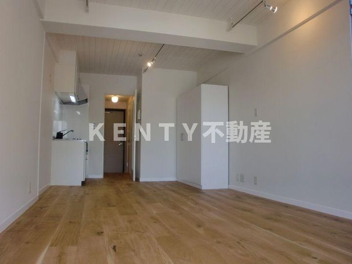 東京都大田区東雪谷1(マンション)の賃貸物件の居間