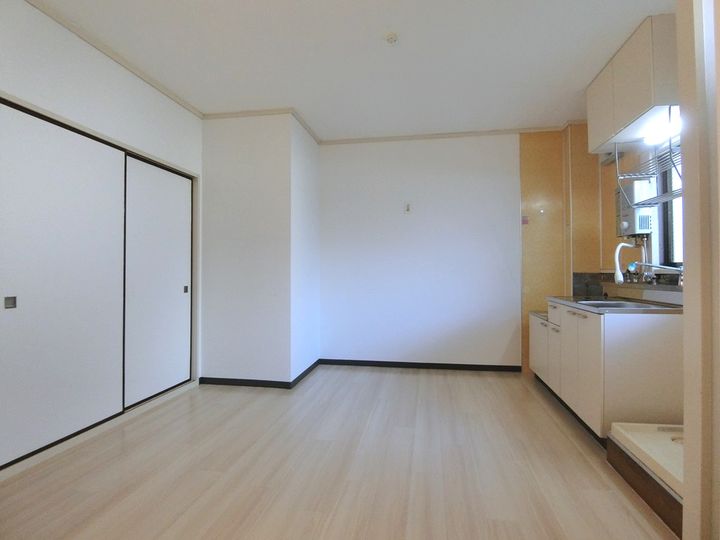 東京都府中市武蔵台3(アパート)の賃貸物件の居間