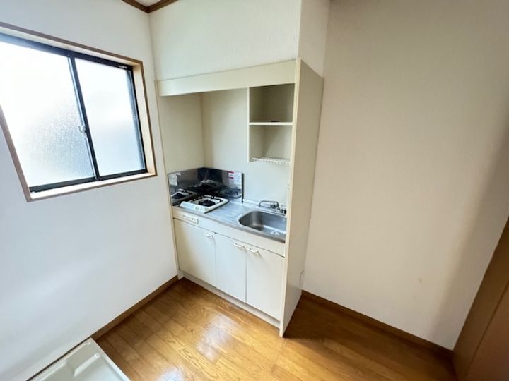 新潟県新発田市新栄町1(アパート)の賃貸物件のキッチン