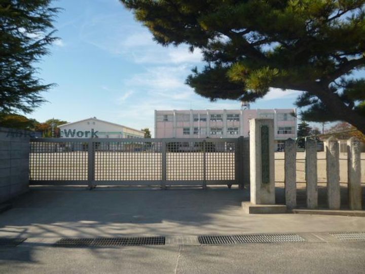 三重県鈴鹿市若松北2(一戸建)の賃貸物件の周辺
