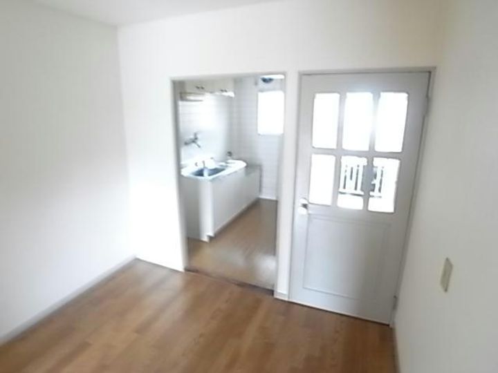 岐阜県羽島郡岐南町徳田1(アパート)の賃貸物件の居間