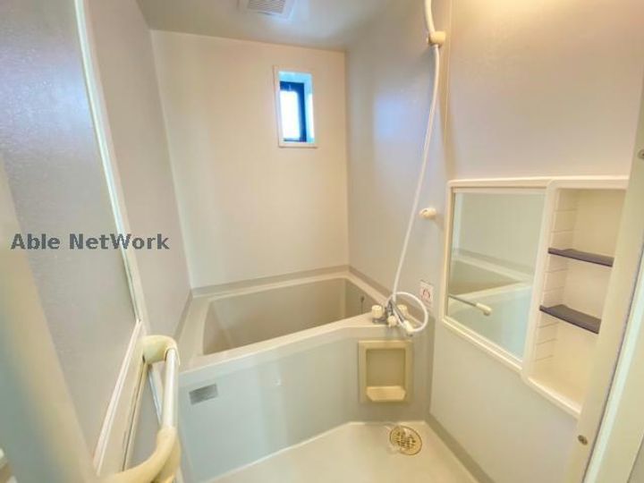 ブレセッドステージAの風呂