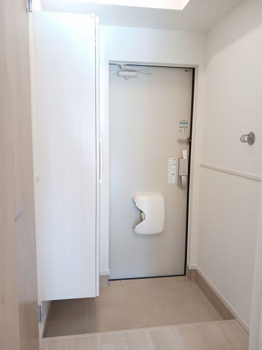 広島県安芸郡海田町三迫1(アパート)の賃貸物件の玄関