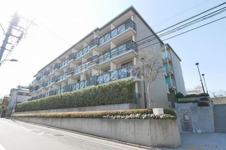 エルハイツ成増の外観
