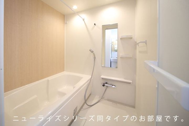 群馬県伊勢崎市茂呂町2(アパート)の賃貸物件の風呂
