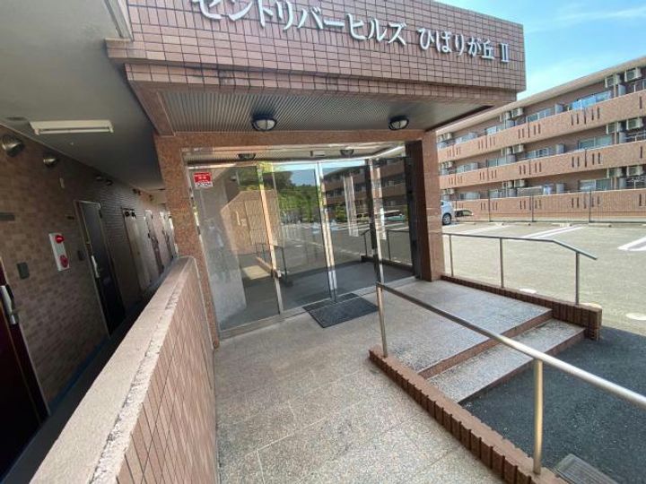 セントリバーヒルズひばりが丘 II棟の地図