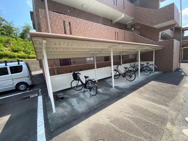 セントリバーヒルズひばりが丘 II棟の地図