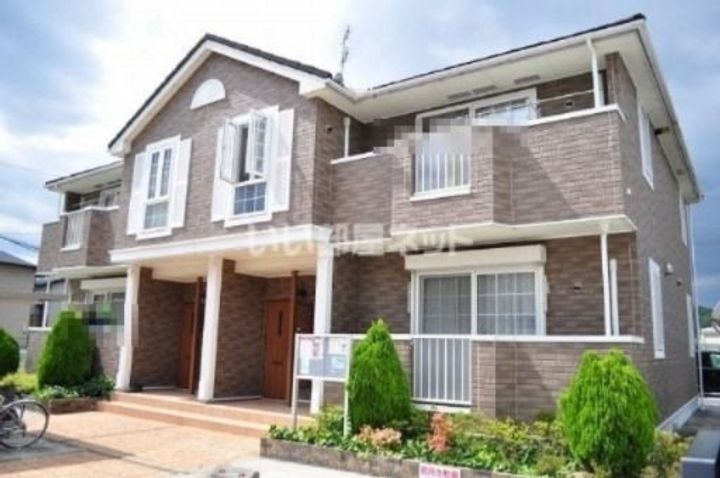 三重県名張市希央台2番町(アパート)の賃貸物件の外観