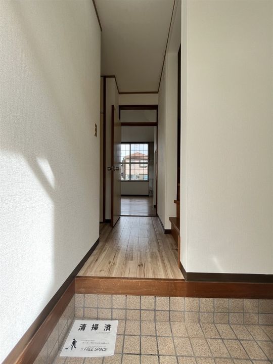 静岡県浜松市中央区東若林町(一戸建)の賃貸物件の玄関