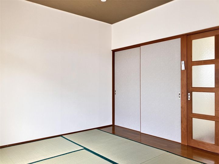 エントピア寿の居間