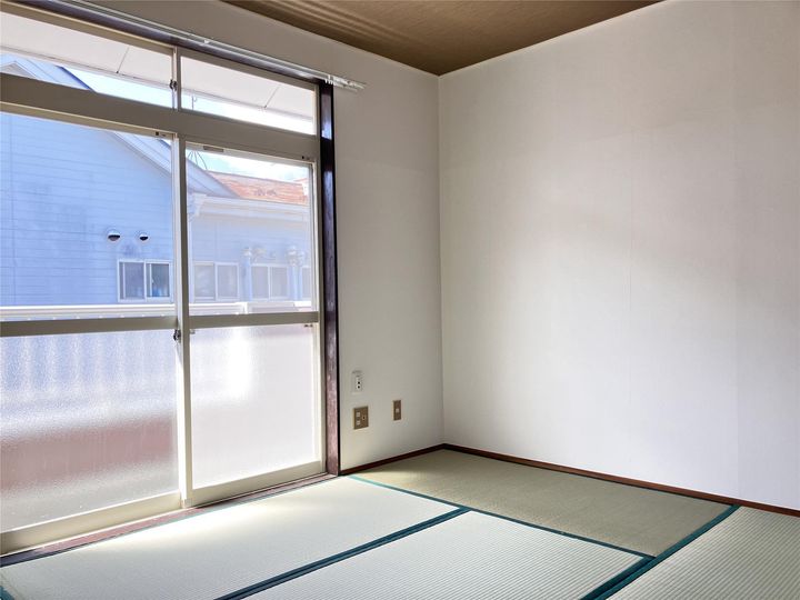 エントピア寿の居間