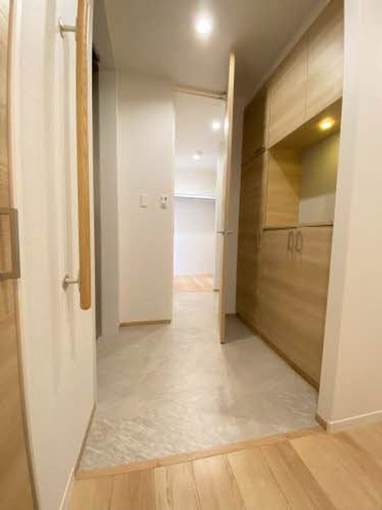 グリーンガーデン東雲の玄関