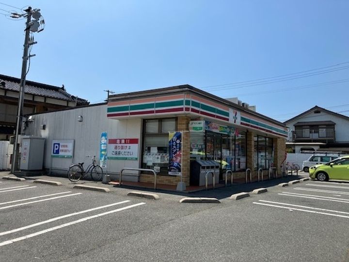 リバティーハイツの周辺