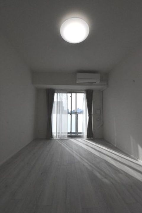 エルプレイス京橋の居間