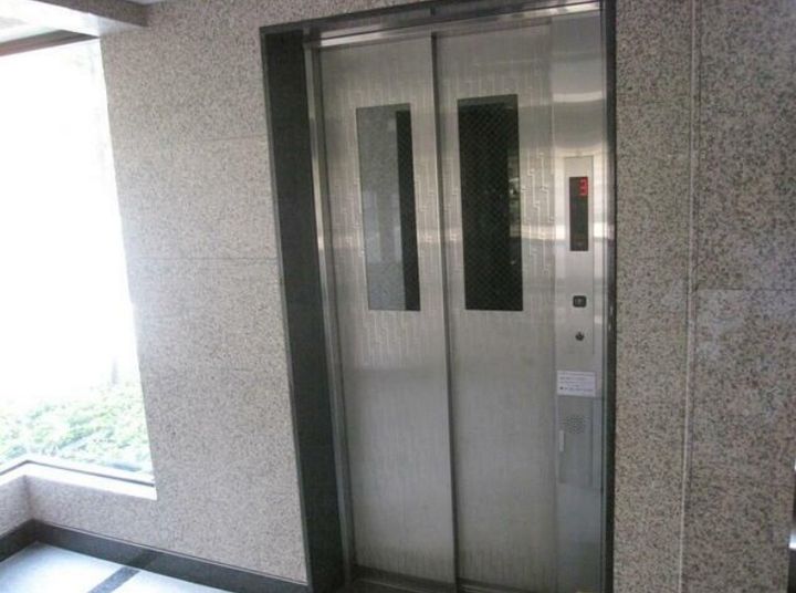 埼玉県川口市本町1(マンション)の賃貸物件の地図