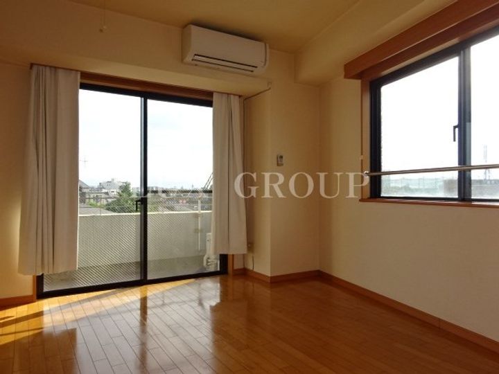 エムアンドケー貫井の居間