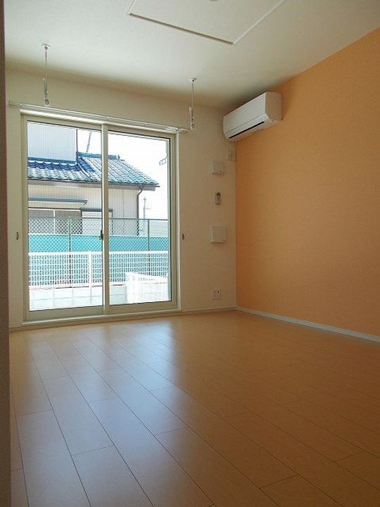 栃木県栃木市岩舟町静(アパート)の賃貸物件の居間