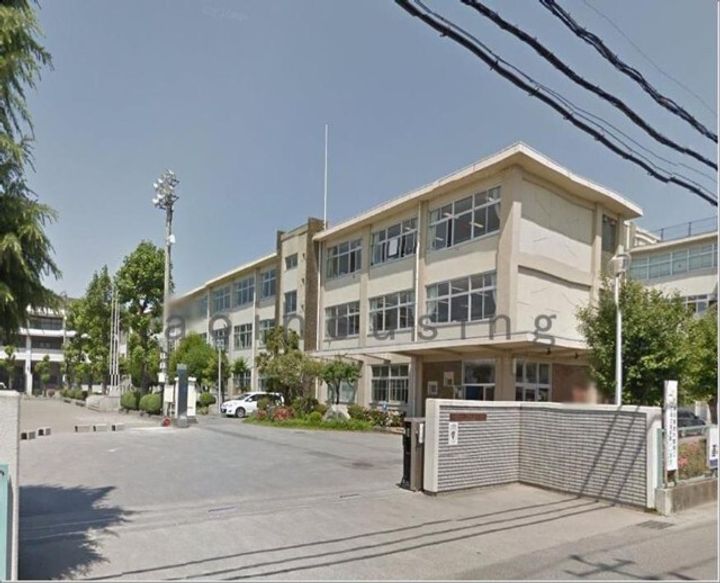 ペティーナA棟の周辺