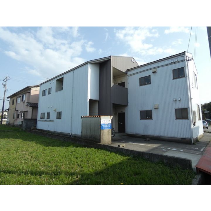 メゾン清末の外観