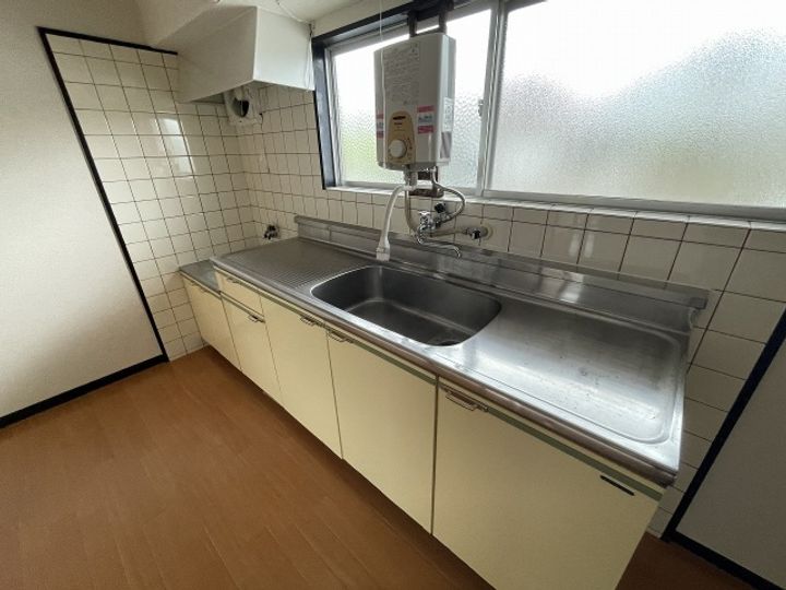 築港緑町第一コーポの居間