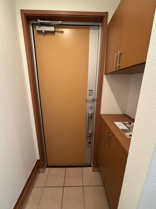 東京都八王子市七国1(アパート)の賃貸物件の玄関