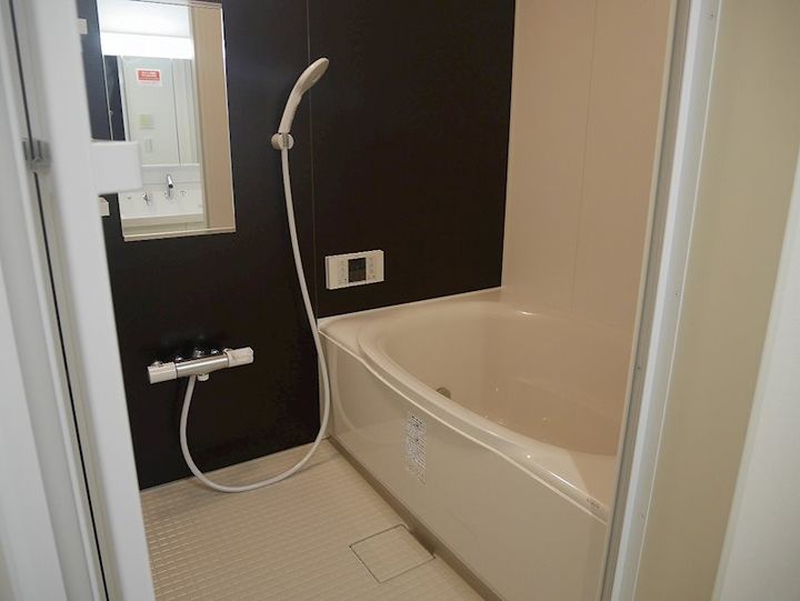 ロシェ桜川の風呂